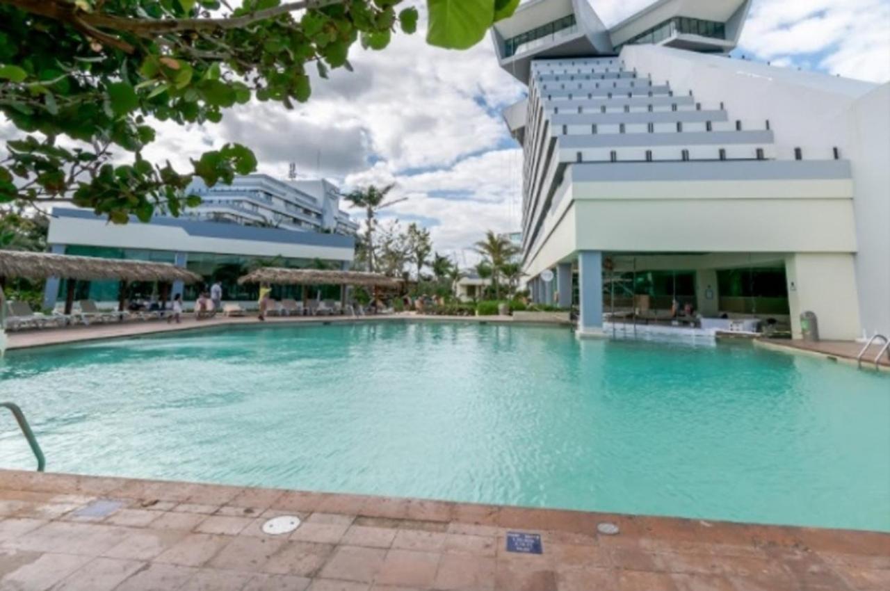 State of the Art Condos en la mejor Playa de Cancun frente a PLAZA LA ISLA Exterior foto