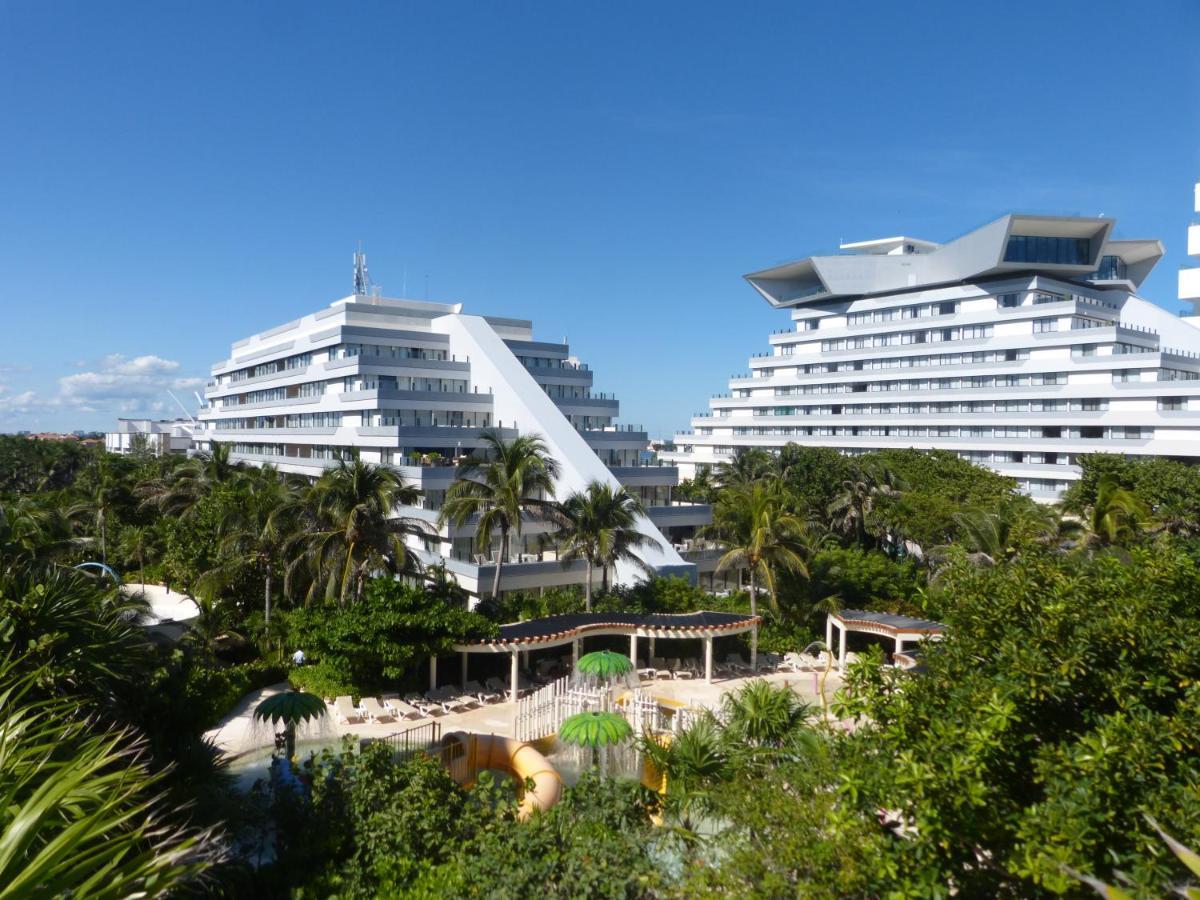 State of the Art Condos en la mejor Playa de Cancun frente a PLAZA LA ISLA Exterior foto